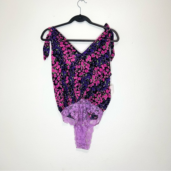 Free People Tops - NWT Free people floral printed tie shoulder bodysuit